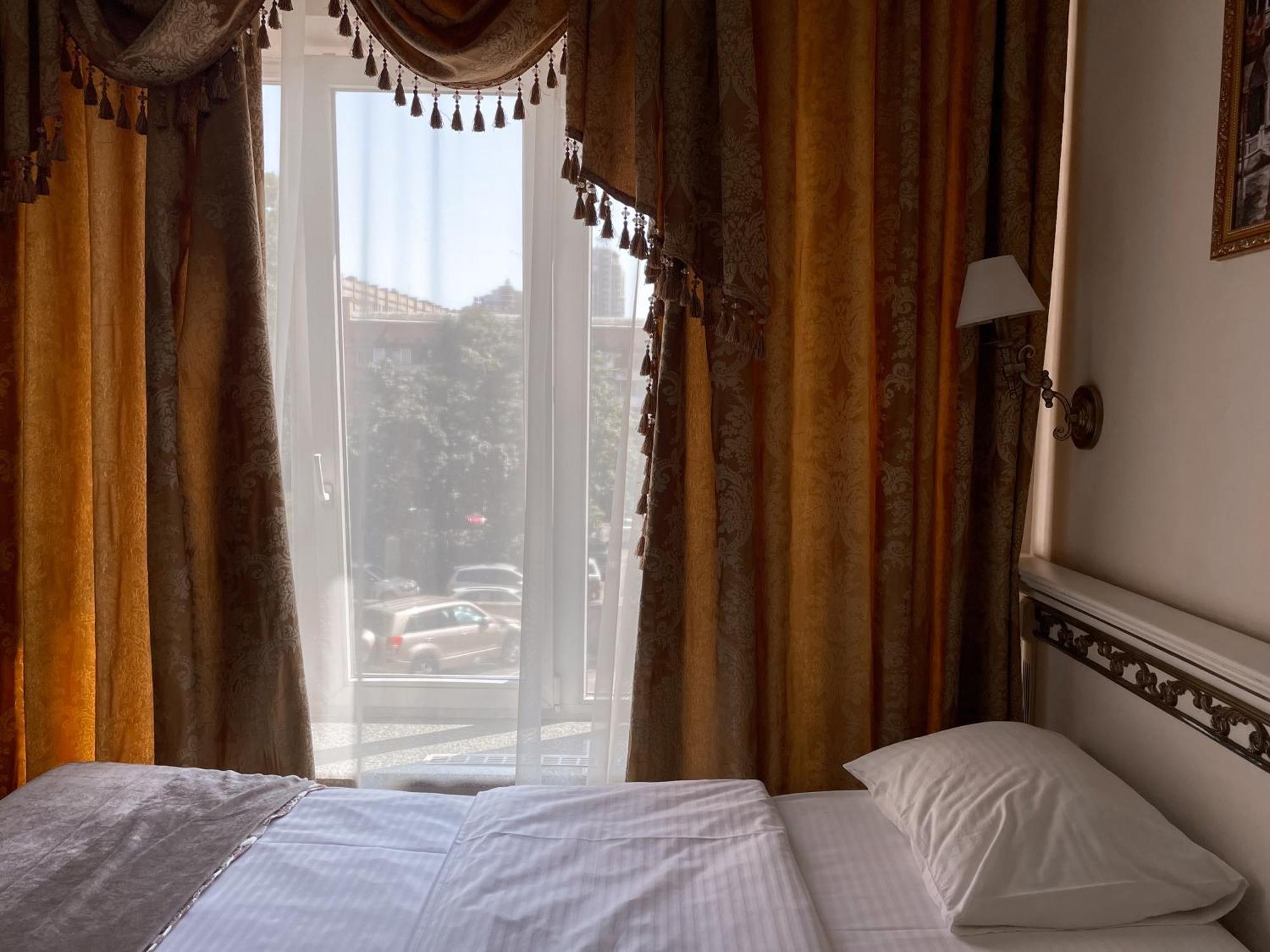 Royal City Hotel Kiev Eksteriør billede