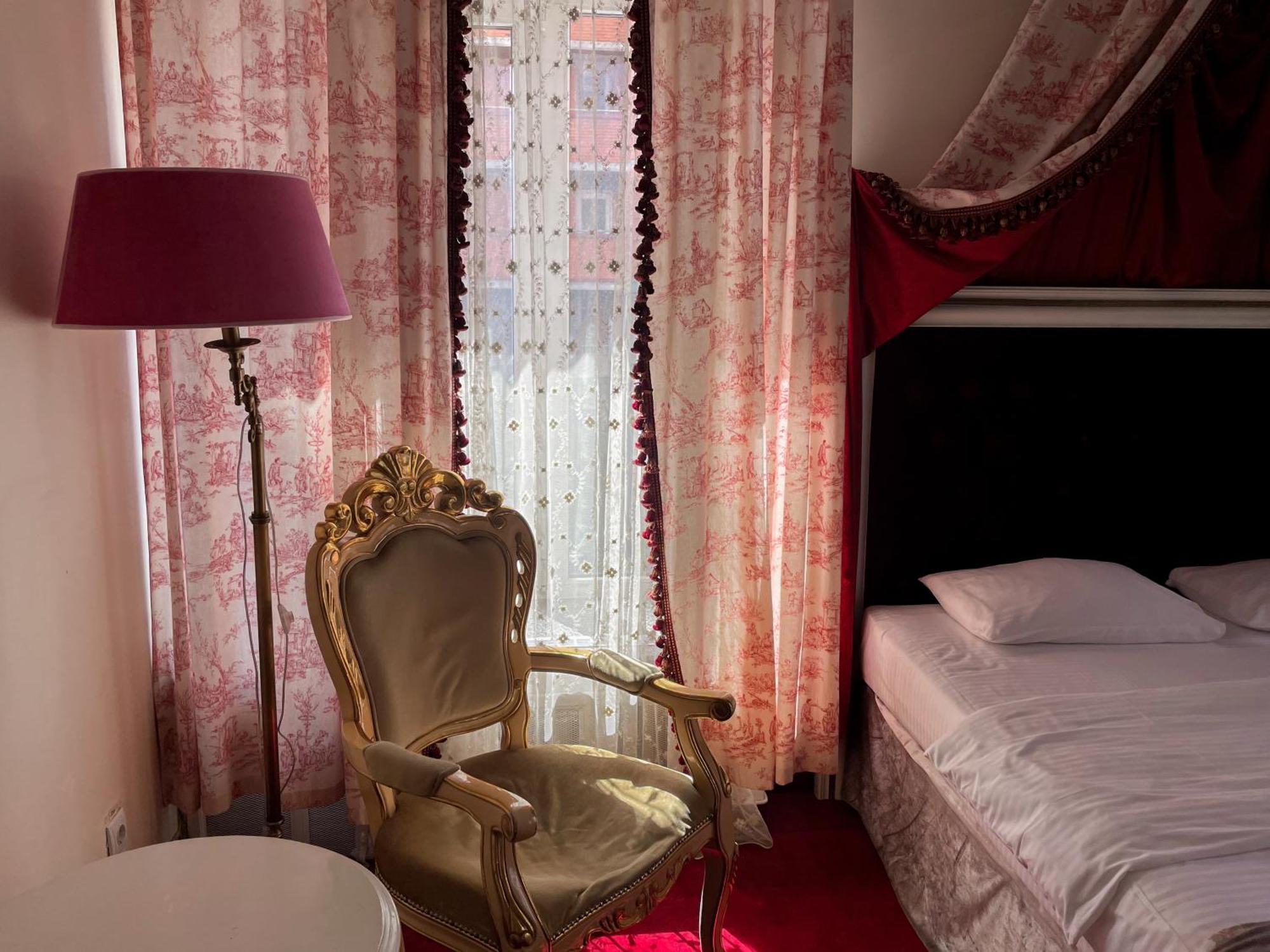 Royal City Hotel Kiev Eksteriør billede