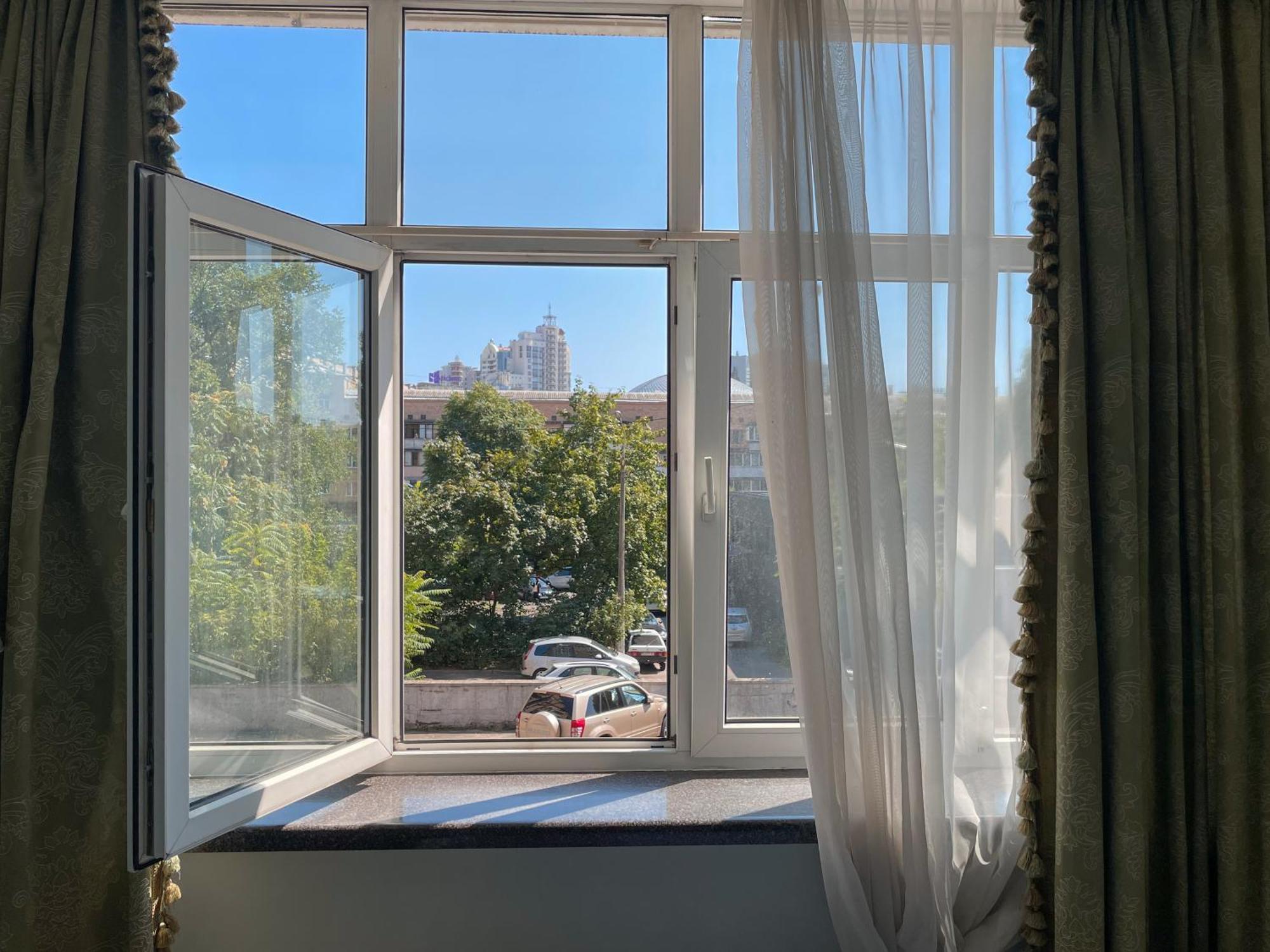 Royal City Hotel Kiev Eksteriør billede