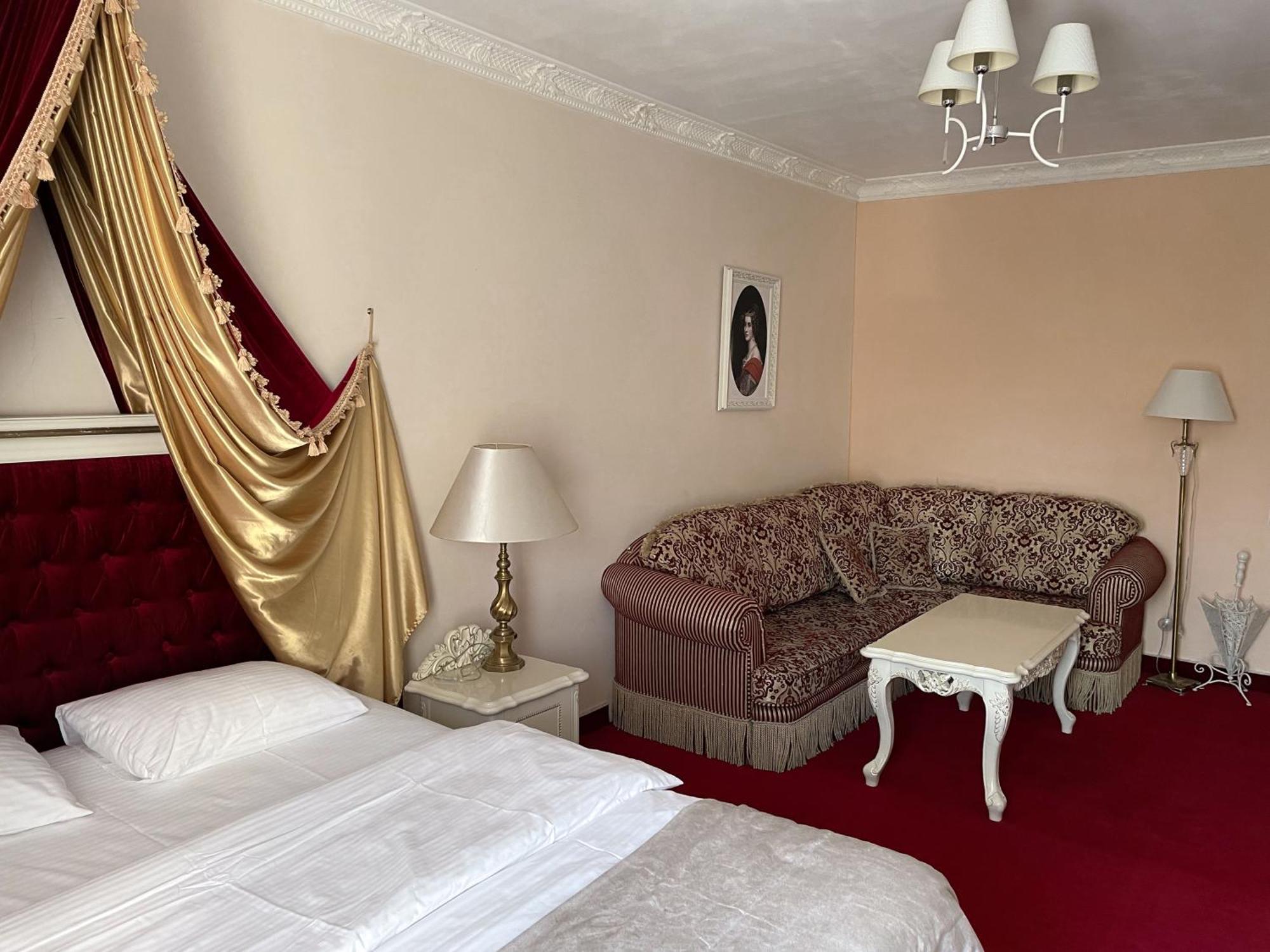Royal City Hotel Kiev Eksteriør billede