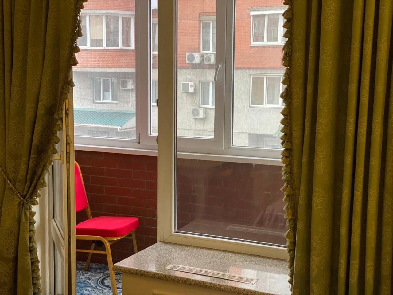 Royal City Hotel Kiev Eksteriør billede