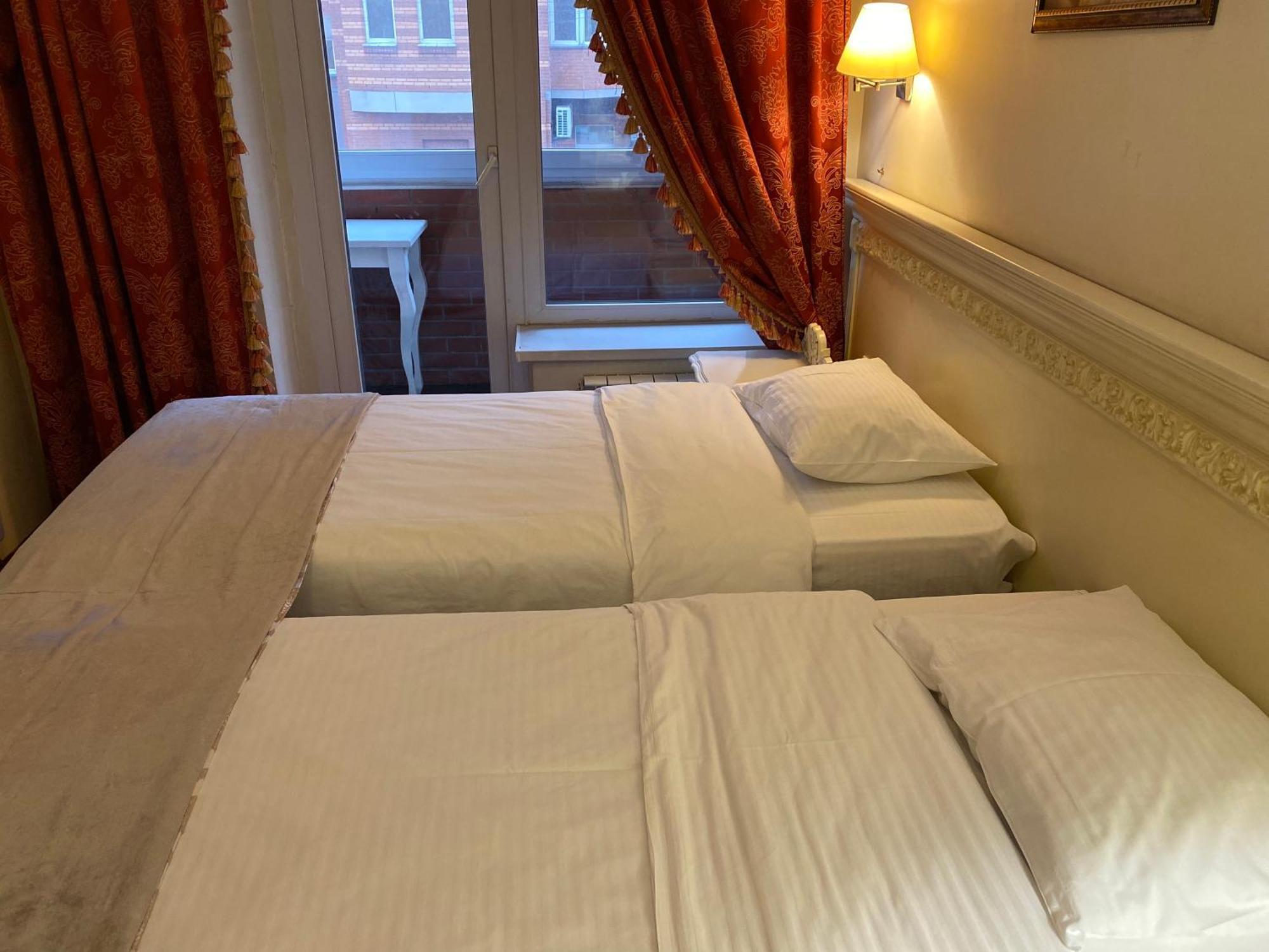 Royal City Hotel Kiev Værelse billede